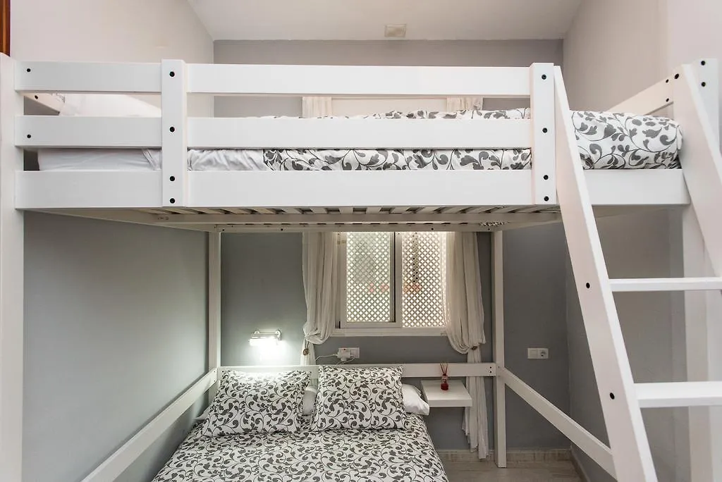 Divi Apartments Valvanera إشبيلية